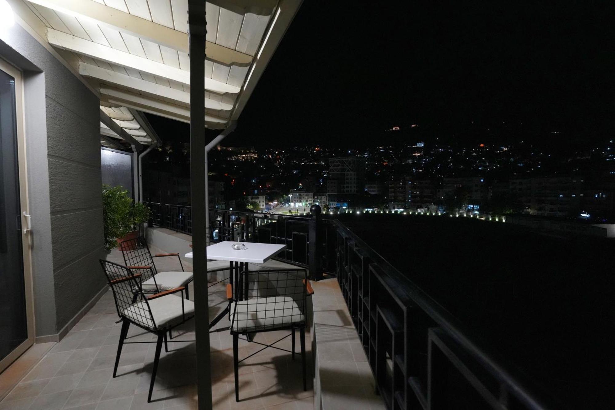 Rs Skendo Apartments Gjirokaster Luaran gambar